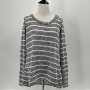 Le Lis Woman’s Sweater
